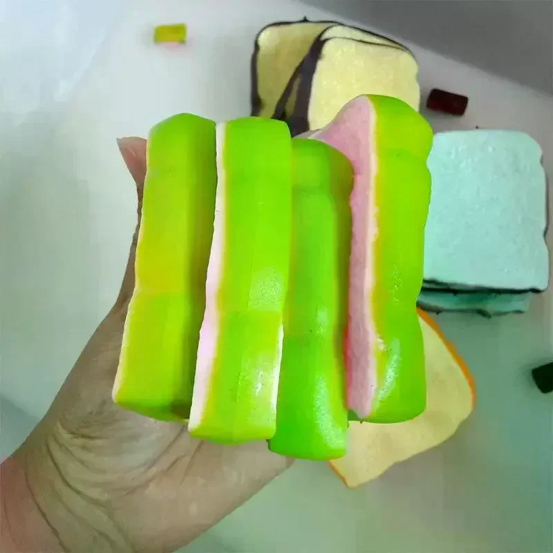 Toast Slow Rise Squeeze Round Blocks Crunchy Filled Anti Stress Hand Relax Gift Toy Crunch