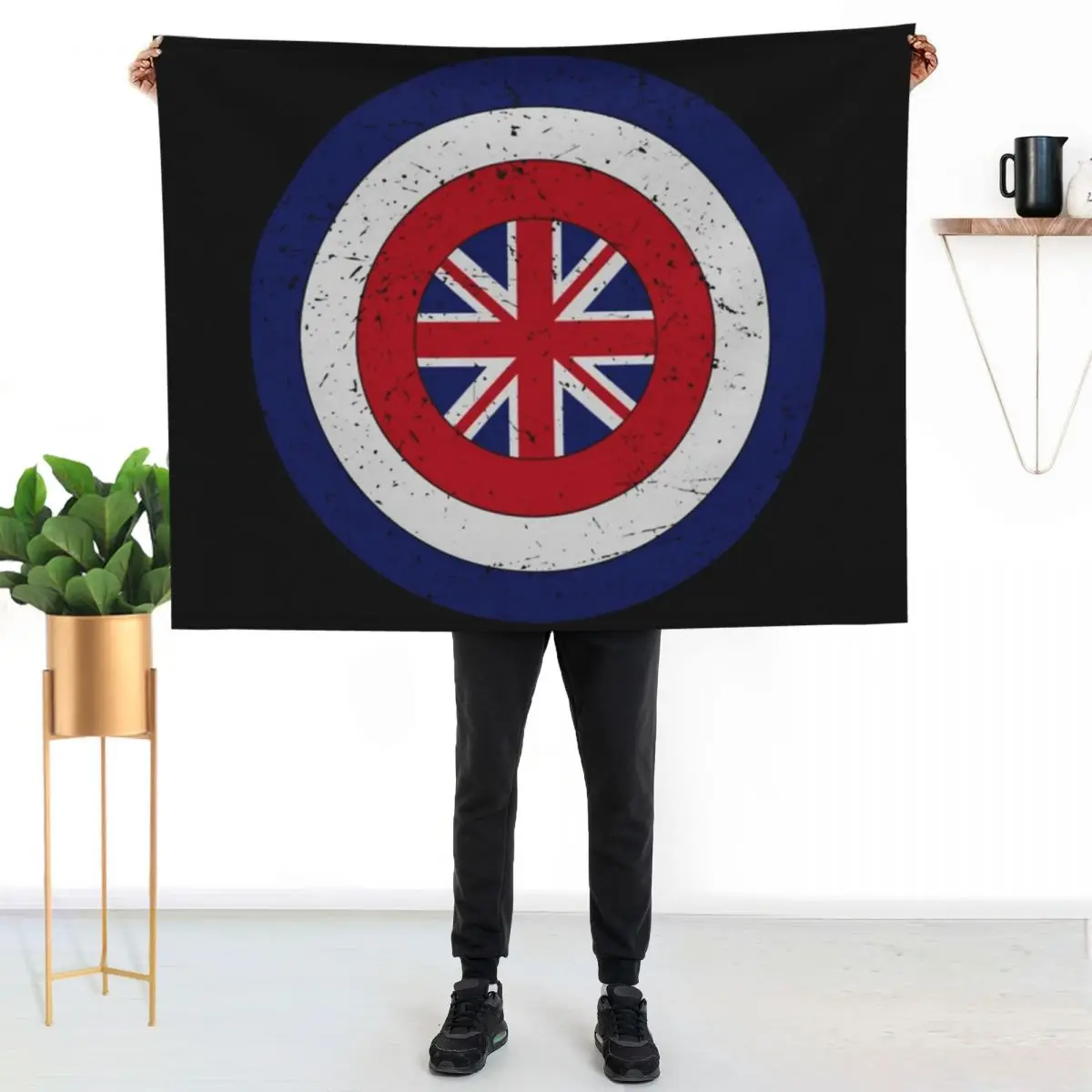 

Retro Captain Carter - British Captain Shield - British Flag Throw Blanket Lightweight Warm Blanket for Indoor Outdoor Use
