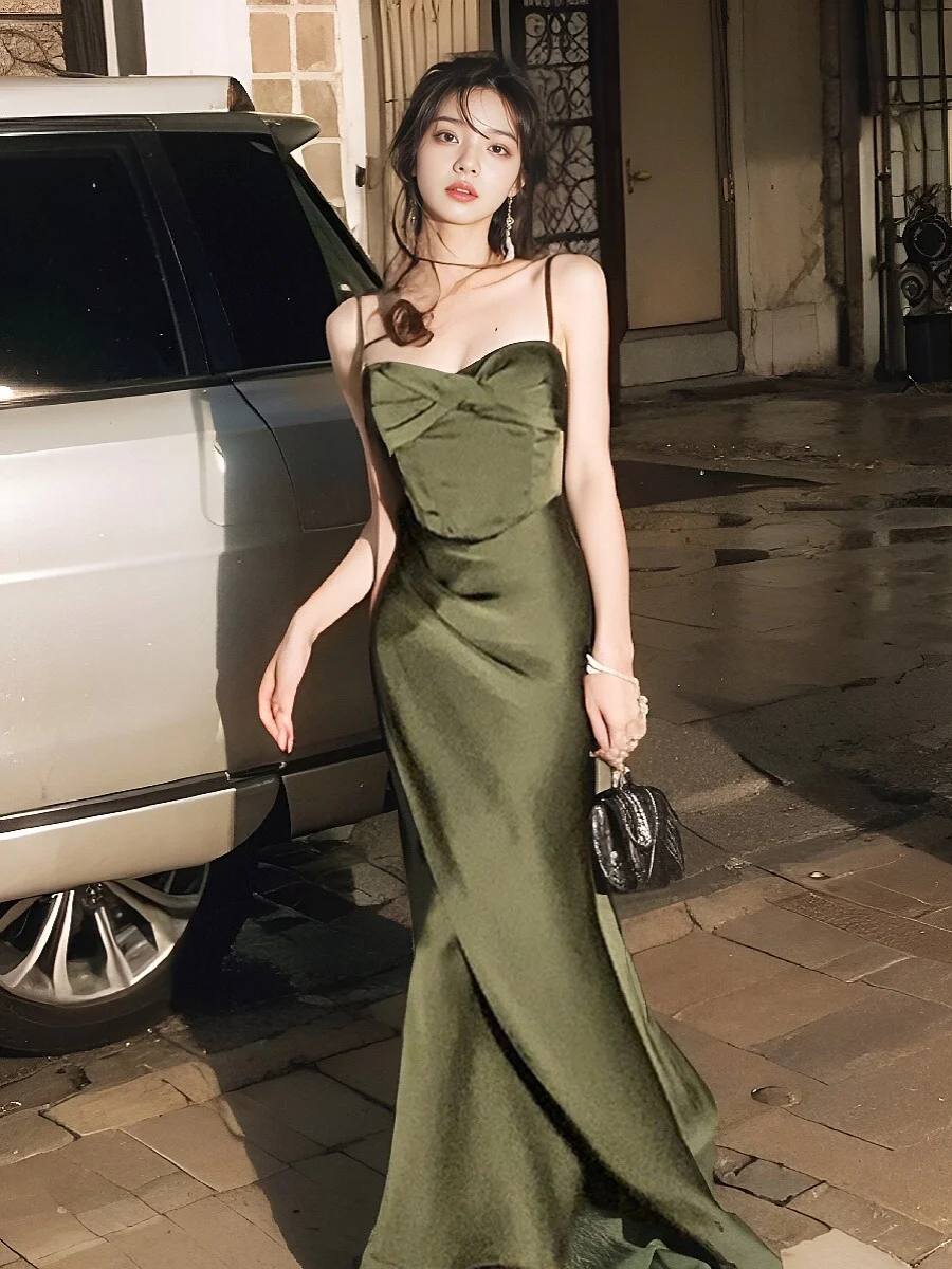 

Сексуальное атласное длинное платье для дня рождения с дизайнерским вырезом, стройнящее, А-силуэта, в корейском стиле, для повседневной носки, с драпировкой, с завышенной талией