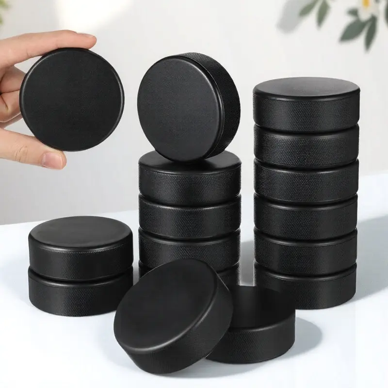 

Набор из 24 пенопластовых хоккейных шайб для тренировок в помещении и на улице: безопасные, легкие, с пониженным уровнем шума, оптом