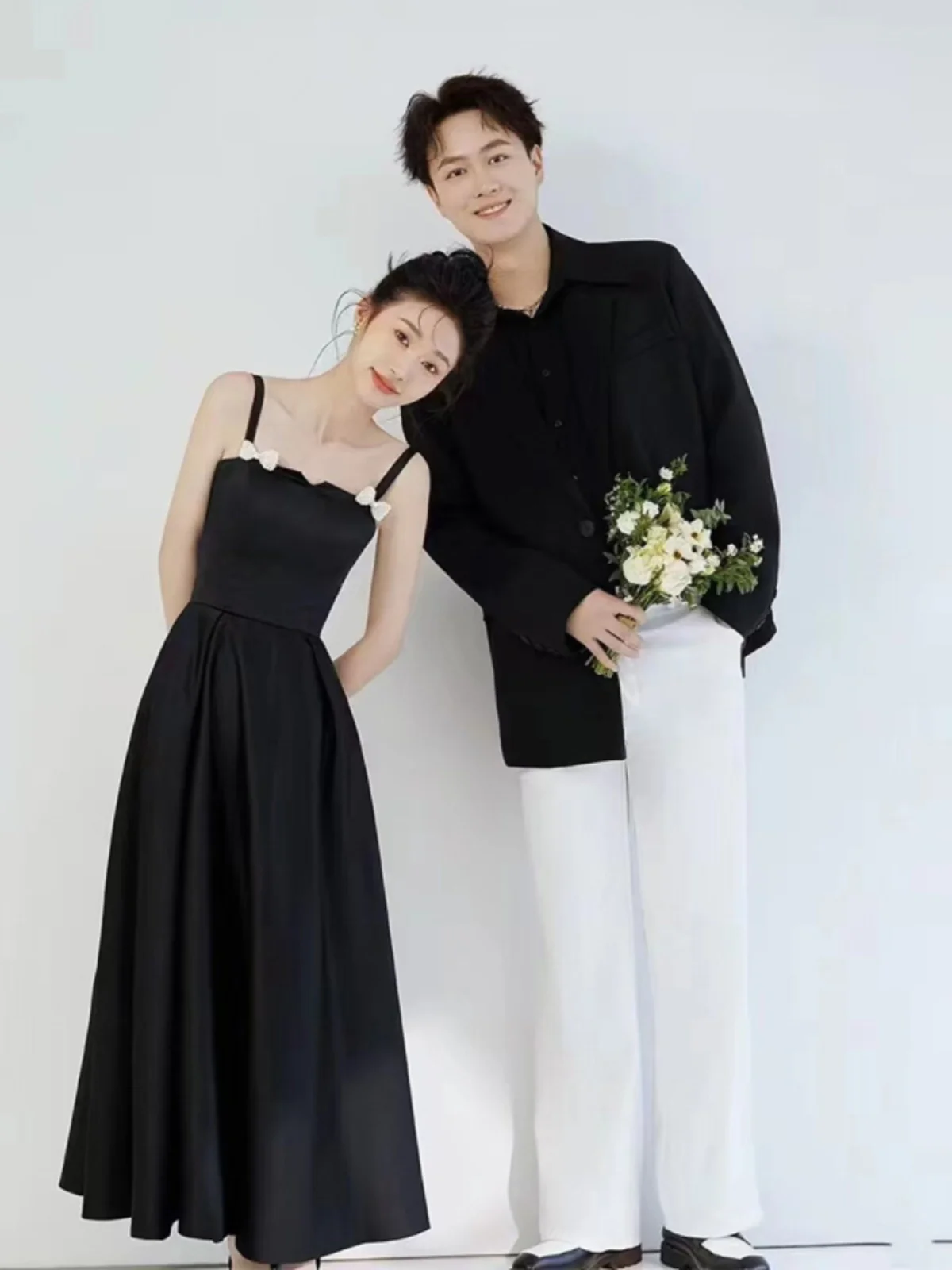 Nuevo Vestido Negro Estilo Hepburn para Parejas, Fotografía de Estudio, Vestido Sencillo sin Tirantes, Fibra de Poliéster, Traje Étnico para Escenario