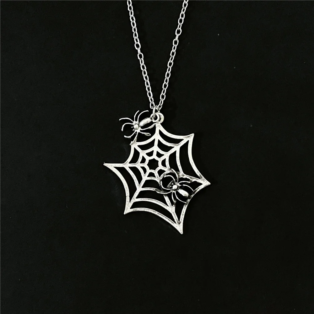 

Gothic Sle Antique Silver Spider Web Nelace Punk Alloy Cross Chain Jewelry without Brand And Registered Trademark