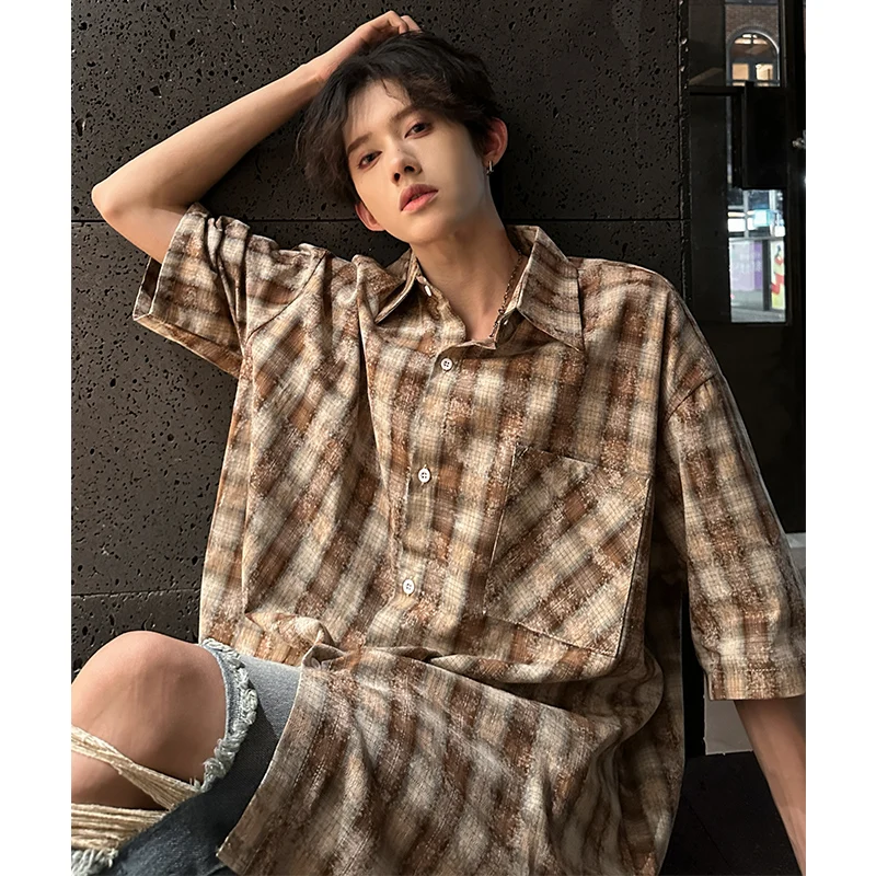 

Summer Men's Plaid irt ort Sve Tie-Dye American Retro High-End Feeling Button-Up Coat Youth ular Loose Fit Sunscreen