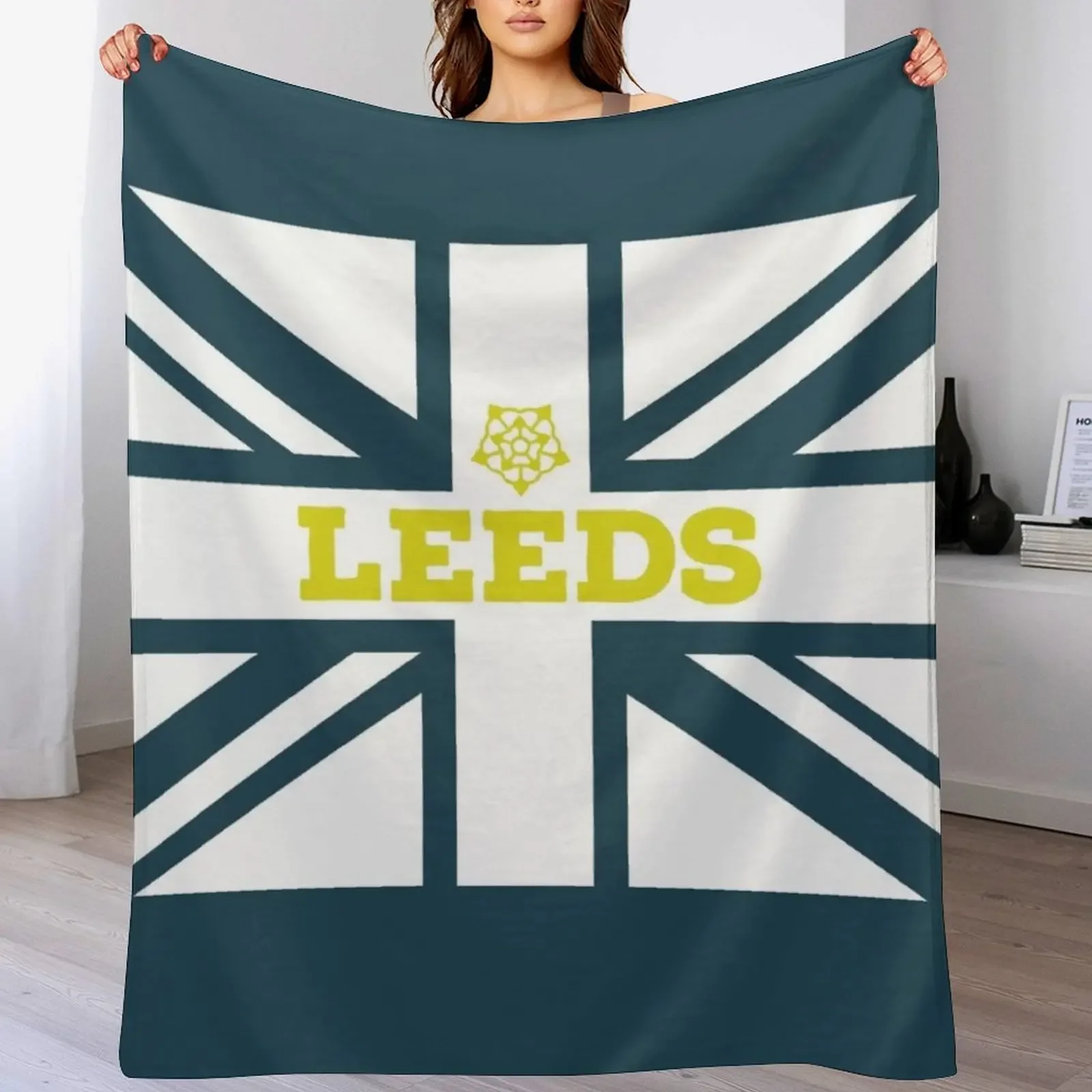 Leeds Union Jack Throw Blanket Easy Care Comfortable Blanket for Couch