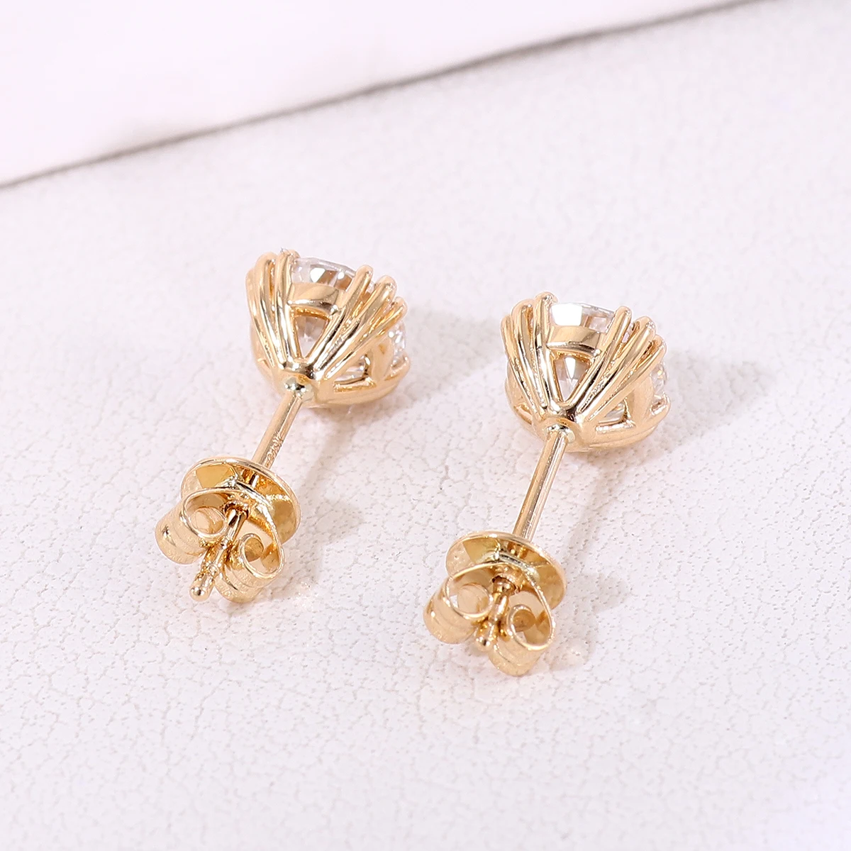 18K Solid Yellow Gold Round Lab Grown Diamond Stud Earrings Crown Prong Setting Classic Stud Earrings For Women Daily Wear