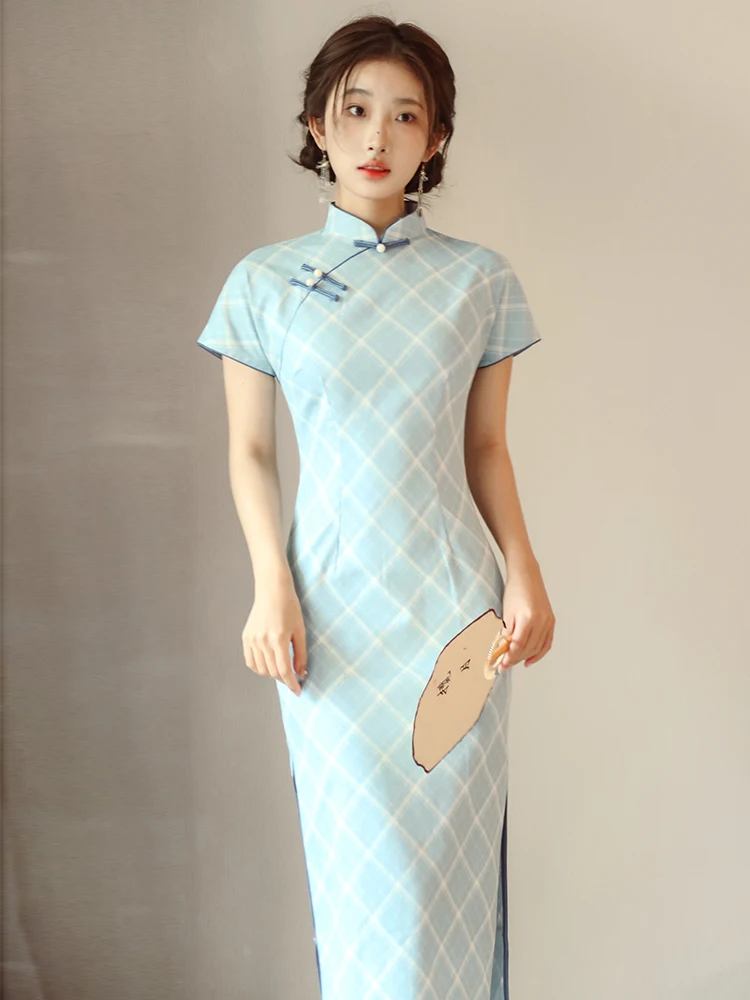 

Синее длинное ципао с цветочной вышивкой, приталенное, в китайском стиле, в клетку, винтажное, для молодых женщин, художественное, свободного кроя