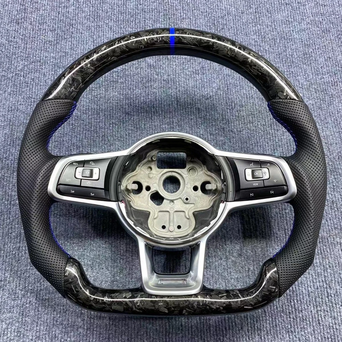 

Suitable For Volkswagen Golf 7 MK7 MK7.5 GTI R GTD GTE Passat B8 Tiguan Truly Forged Carbon Fiber Steering Wheel, Blue