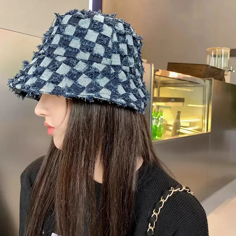 

Hairy checkered denim hat for female niche, face covering, sun protection, big head circumference, fisherman hat