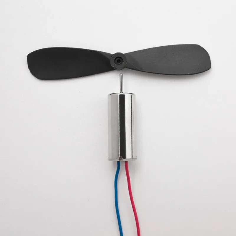

1set=2pcs DC3.7-4.2V 716 7*16MM Micro DIY Helicopter Coreless DC Motor With Propeller Great Torque High Speed Motor