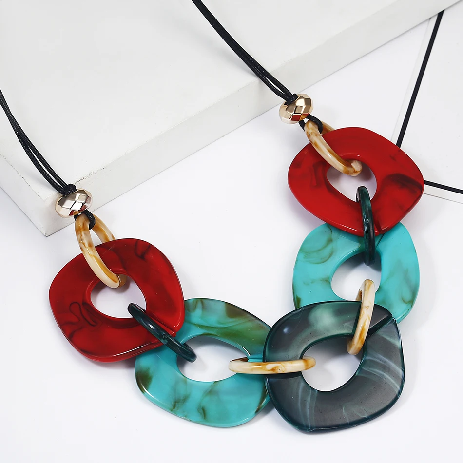 Women\'s Colorful Acrylic Necklace for Women Geometric Necklaces & Pendants Statement Necklace New Arrival Fashion Jewelry NR057