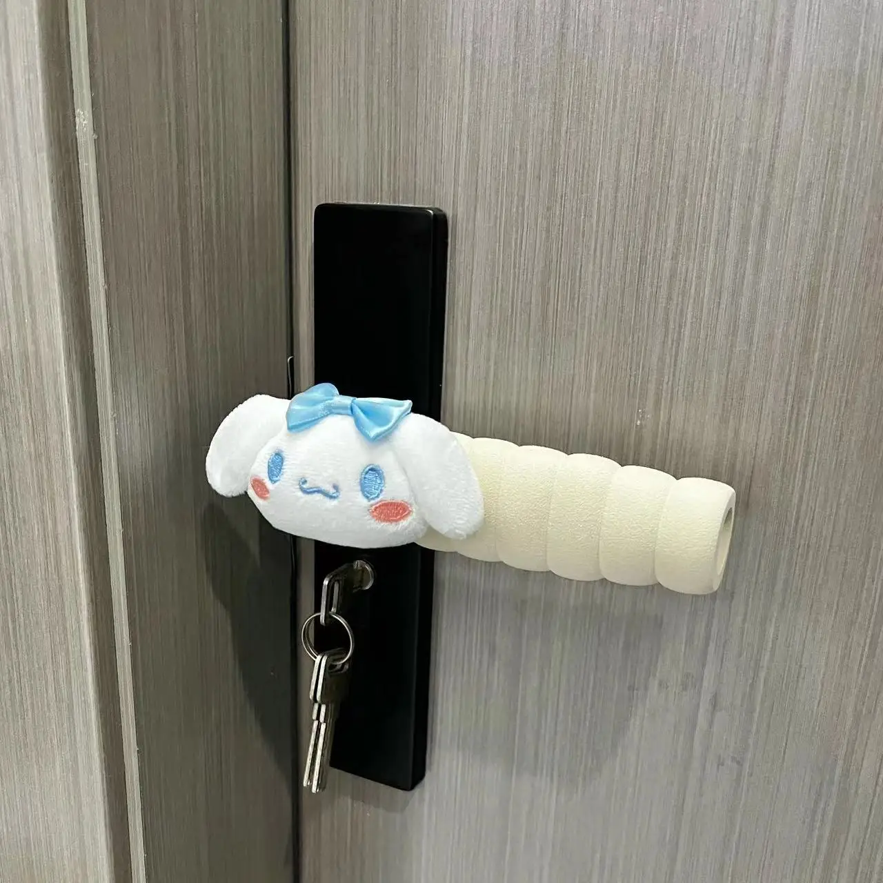 Sanrio Cartoon Cinnamoroll babyCinnamoroll Plush Door Handle Gloves Cute Kuromi Doorknob My Melody Pom Pom Purin Door Decoratio