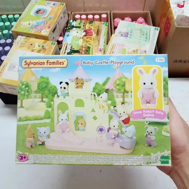 子供のための収集可能なアニメの置物のおもちゃ,シルバニアの家族,城の遊び,トレンディ,収集可能な人形,女の子のための誕生日プレゼント,オリジナル,2024