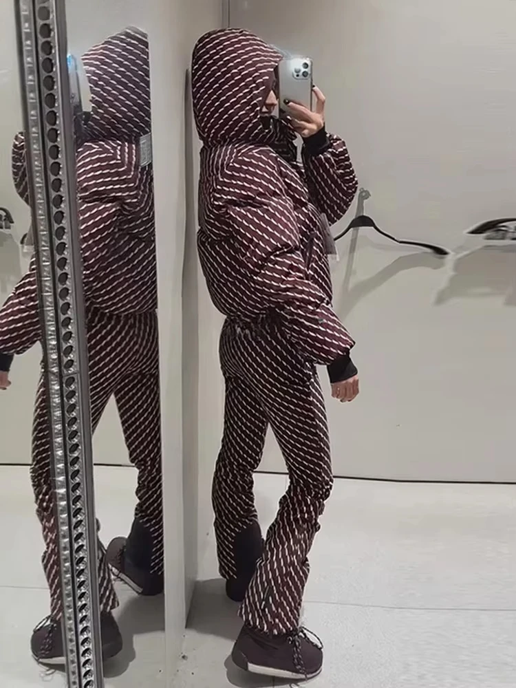 Fashion Striped Ski Suit Women's Hooded Full Sleeves Zippers Warm Coats High Waist Pants 2026 Winter Winter Lady Tracksuit