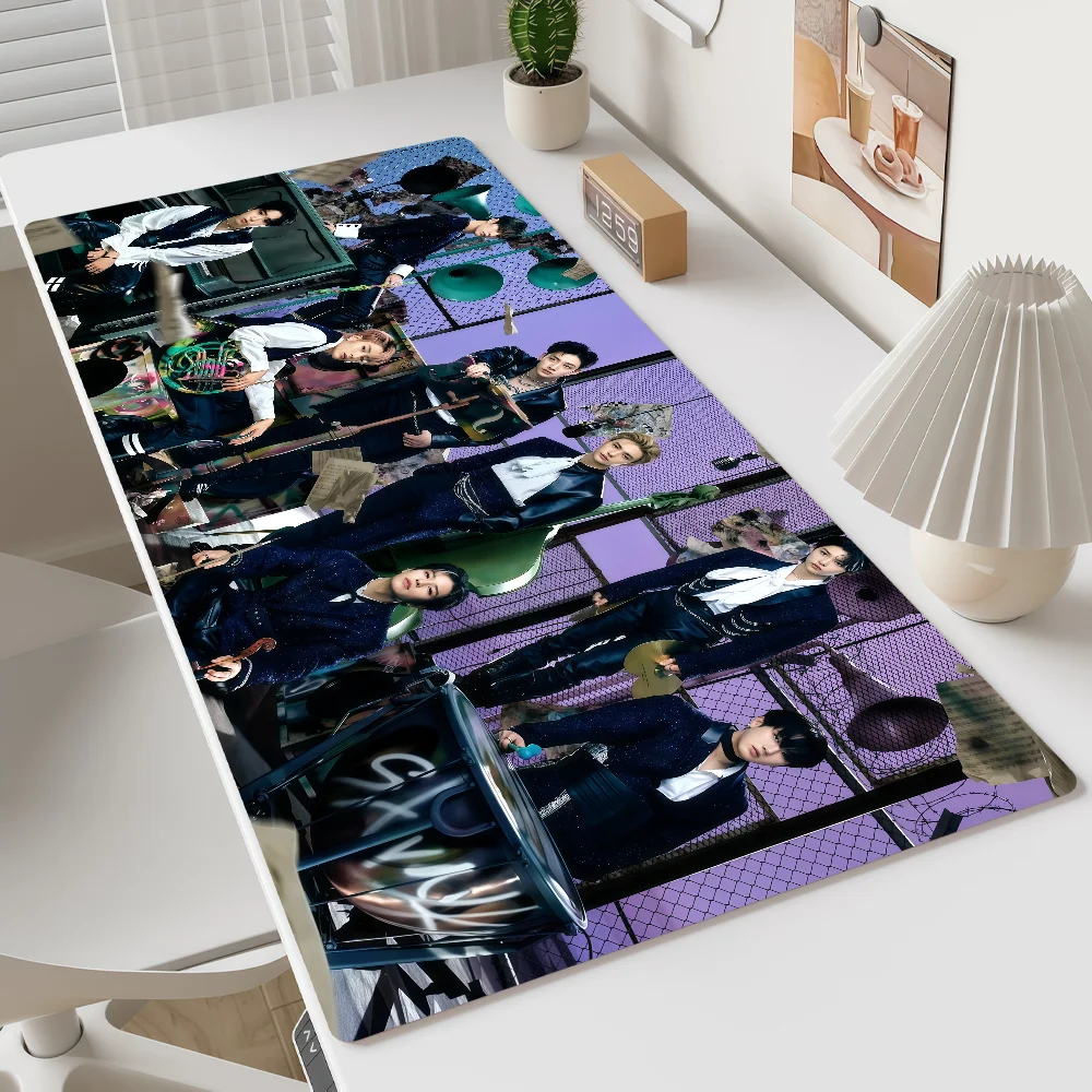 Boy Mouse Pad MousePad Singer S-Stray Non-slip Lockedge Office Student Gaming Thickened Large Writing Pad Band Cushion