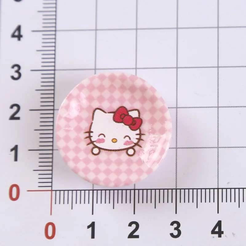 귀여운 헬로키티 액세서리 귀여운 만화 시리즈 수제 DIY 키체인 구멍 신발 데스크탑 장식 학생 선물 도매