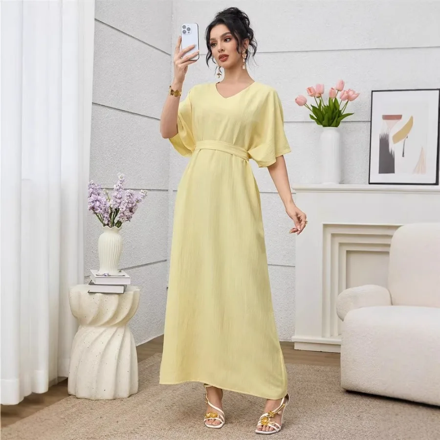 

【Новый стиль】Новинка весна-лето 2026 - Европейская и американская женская одежда: модная и элегантная, с V-образным вырезом, сетчатыми вставками и цветными бретелями.