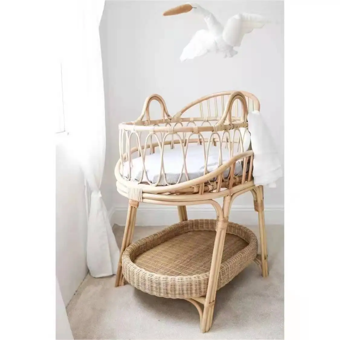 Superior Rattan Baby Little Bed Crib Vintage Rattan Bassinet Babies and Kid Tiny Bed Outdoor Apartment Hotel Other Kids\' Beds