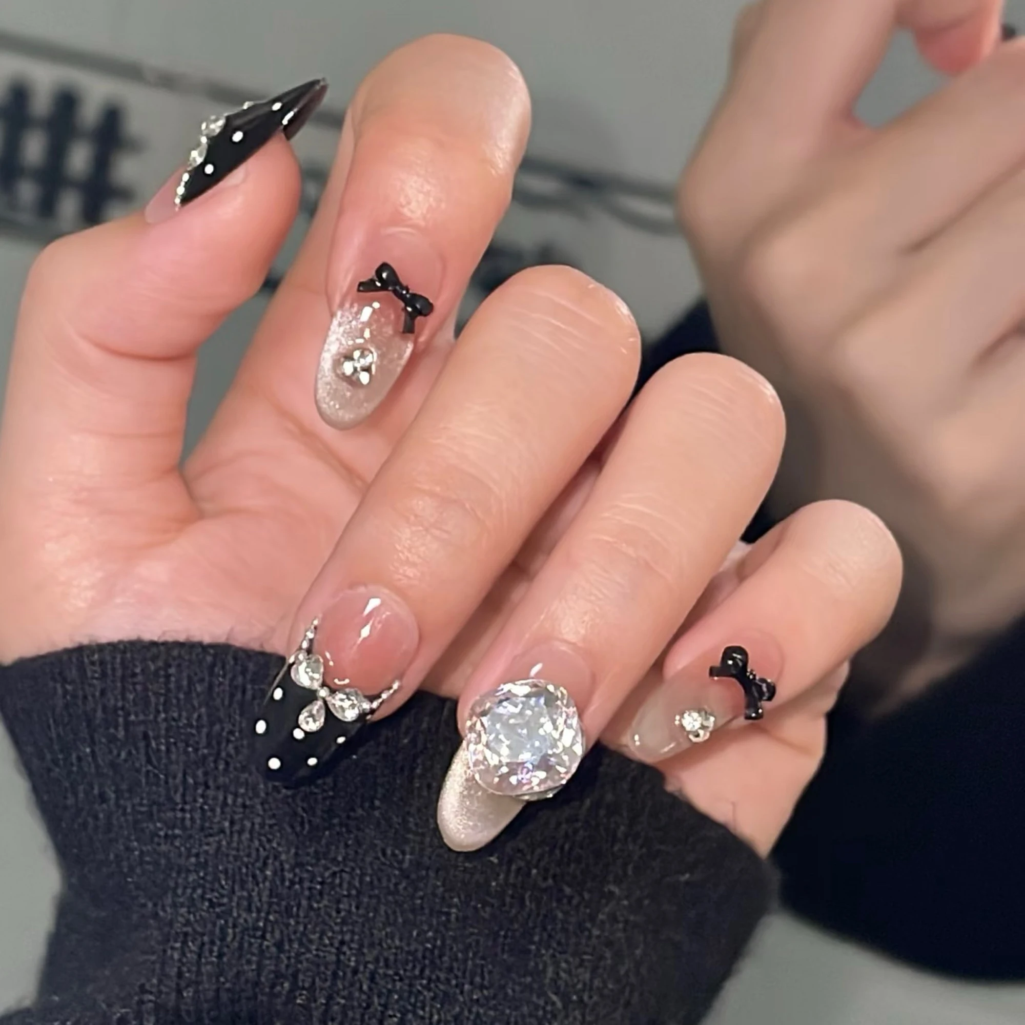 10pcs high-end Sweet vinegar fresh and delicate fragrance bow handmade coffin French tips fake nails