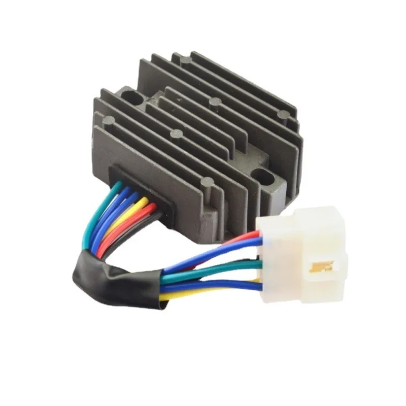 

12V Voltage Regulator 15531-64601 6 Wires for Kubota B1550 B2650 B3030 B5100 B6100 B6500 B7100 B7200 B8200 B9200 BX1870 BX2200