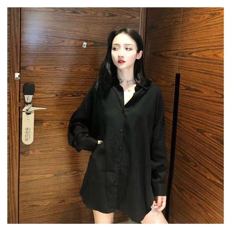 Damska letnia koszula retro z długim rękawem z lodowego jedwabiu Luźna, wszechstronna koszula Casual Elegancka Wygodna Lekka Jednokolorowa XQ141