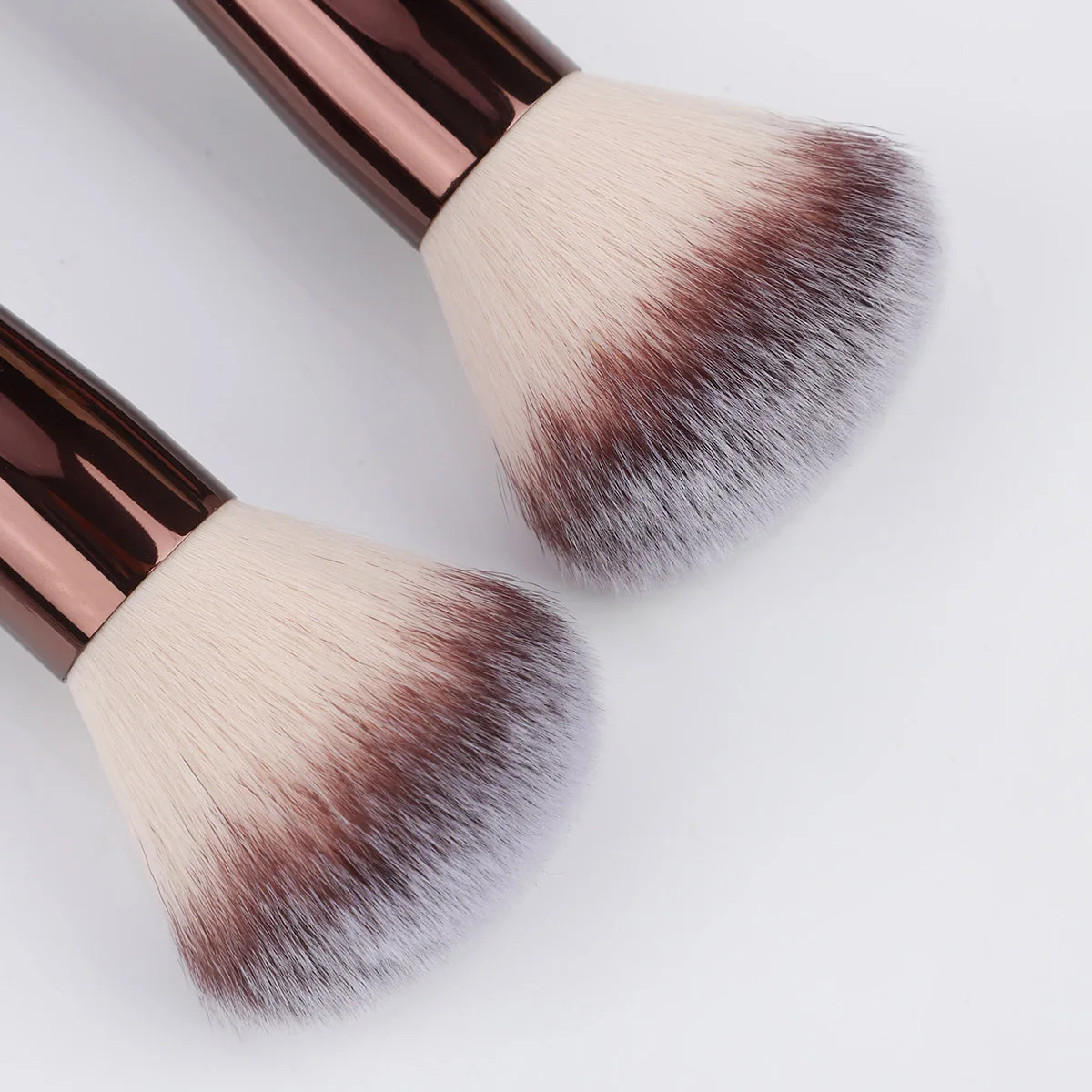 Dual-Head Makeup Brush - Flat Foundation, Loose Powder & Contour Brush with Ultra-Soft Bristles Professional Cosmetic Tools