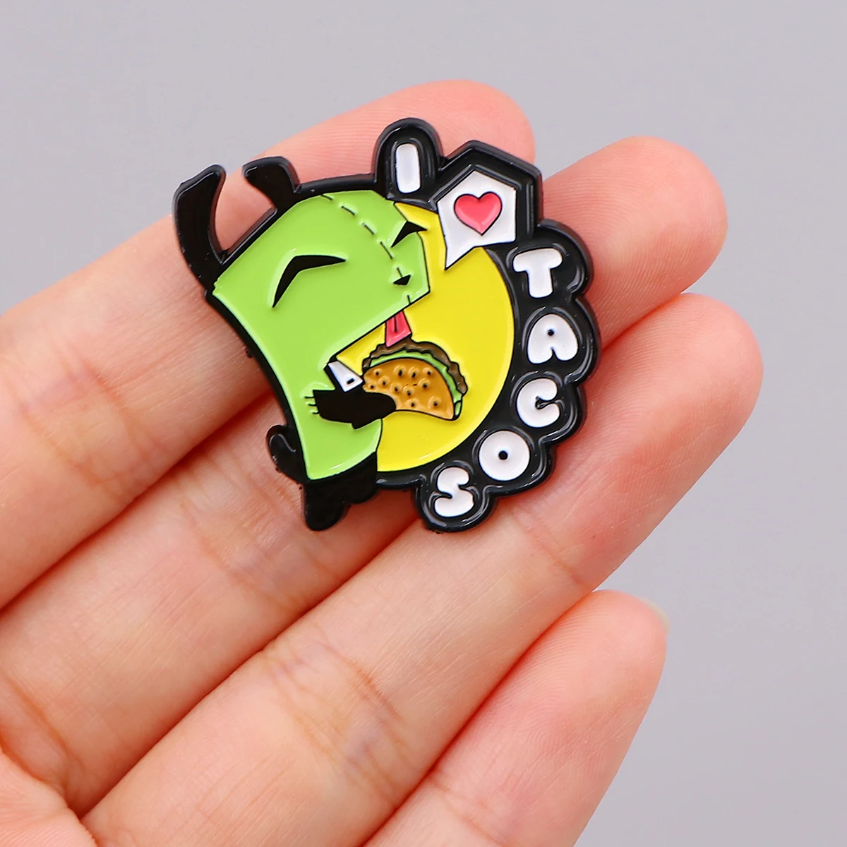 Metal Enamel Pins Raccoon Brooches for Women Men Lapel Pin Backpack Bags Badges Fashion Jewelry Friends Gifts