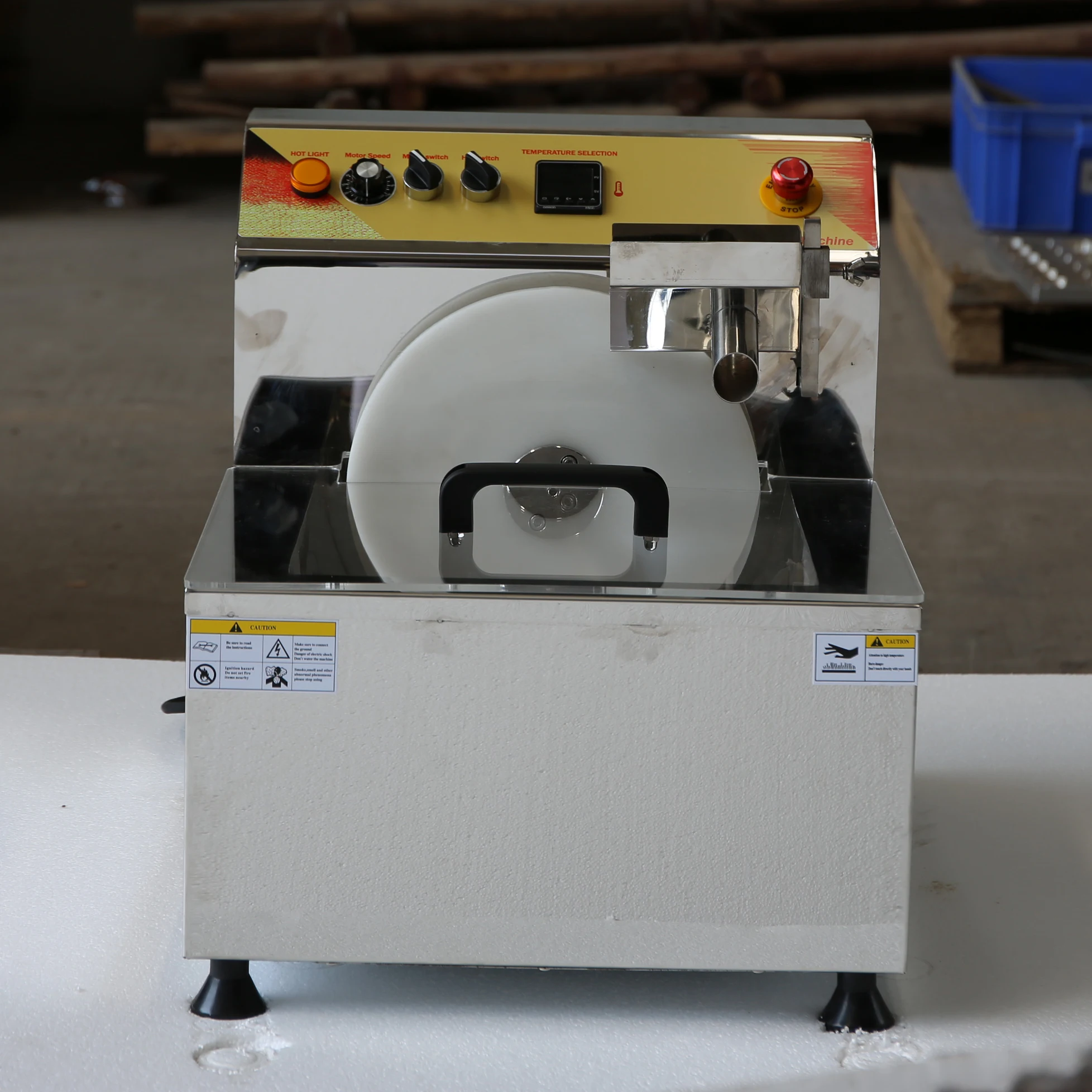 Automatic Chocolate Tempering Machine Commercial Melting Furnace Bar Chocolate Mixer