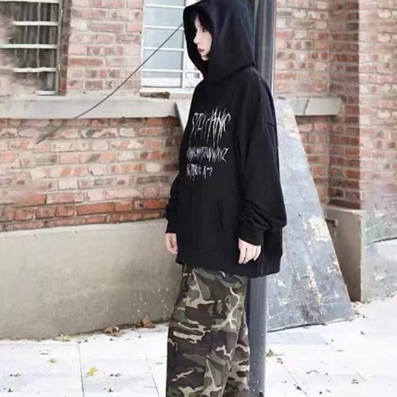 بلوفر Goth y2k الجرونج بأكمام طويلة بلوفر كاواي جرافي للرجال مع قلنسوة كبيرة الحجم بلوزة هاراجوكو بغطاء للرأس مطبوعة على الموضة