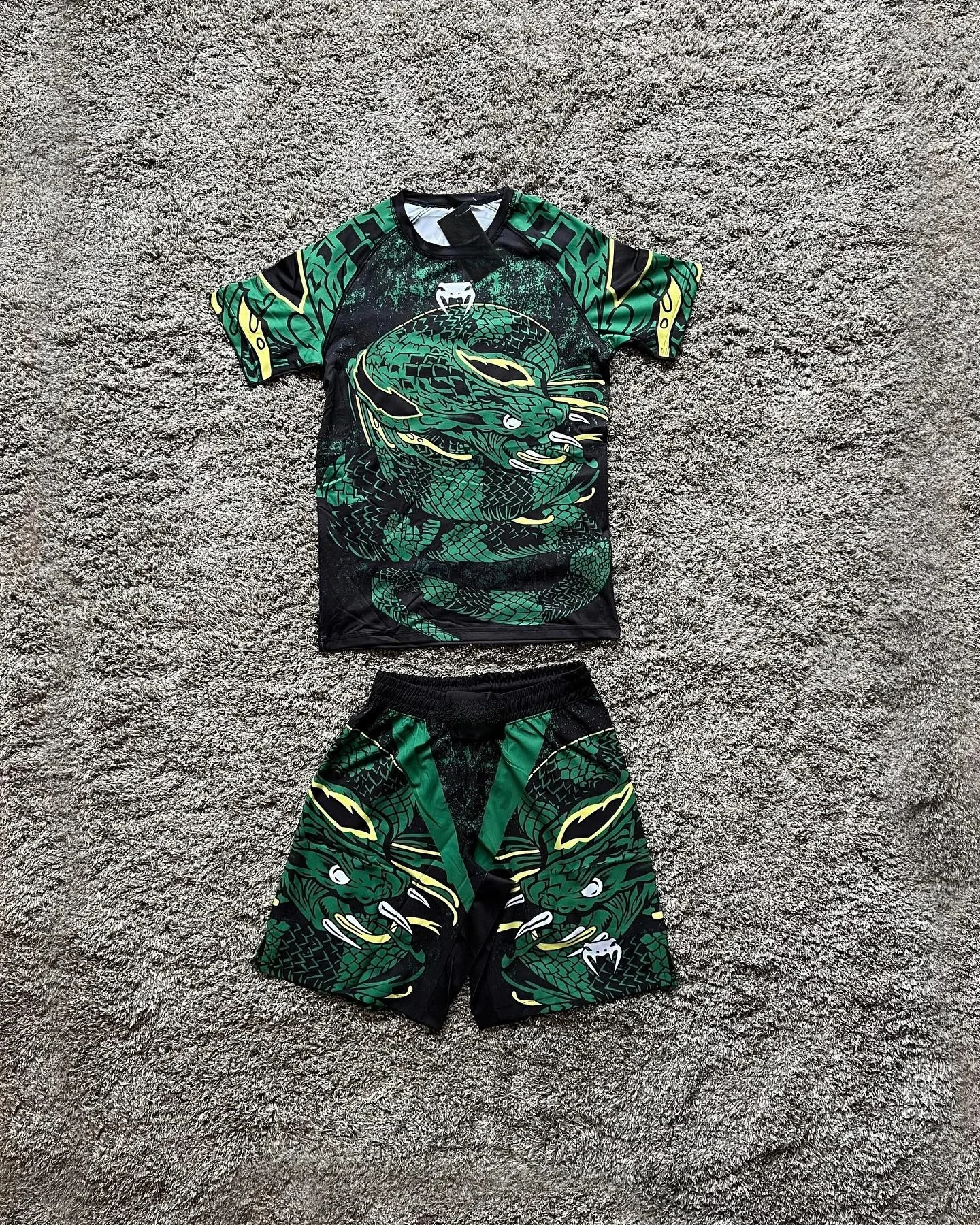Meistverkaufte Herren- und Damen-Outdoor-Sport-Freizeitsets mit Kurzarm-Oberteil und Kurzhose; Kampfsport- und Boxbekleidung – Detail 4