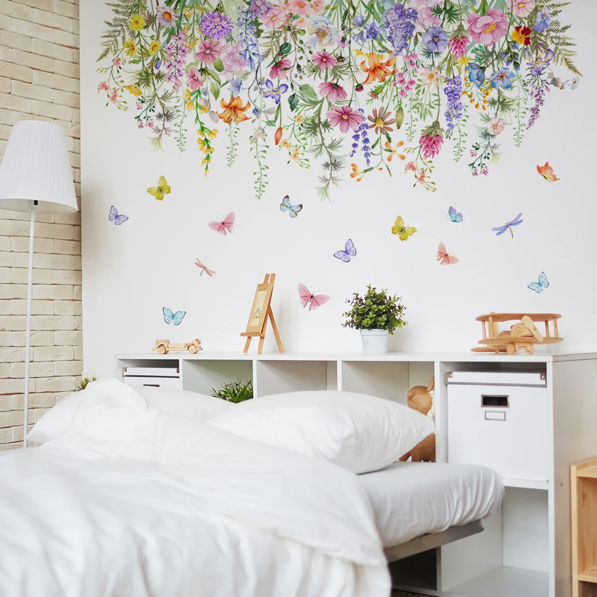 2pcs Crescent Color Plant Flower Butterfly Wall Sticker Living Room Bedroom Home Decorative Mural Wall Sticker Wallpaper Ms609