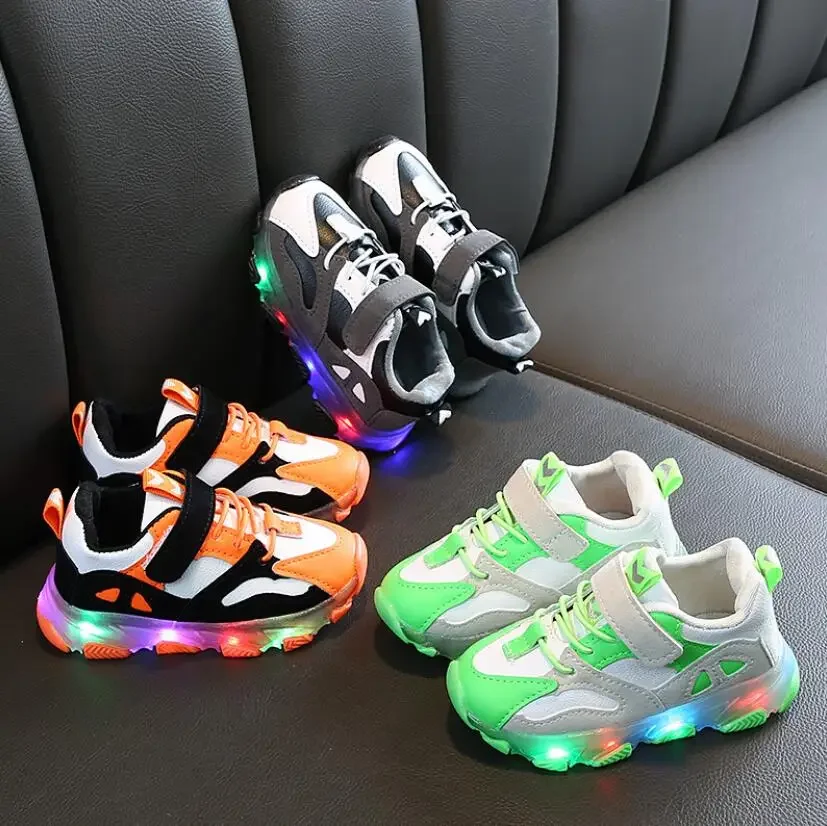 Kids Spring Luminous Fashion Breathable Net Shoes with Light Running, Anti-Slip Sneakers