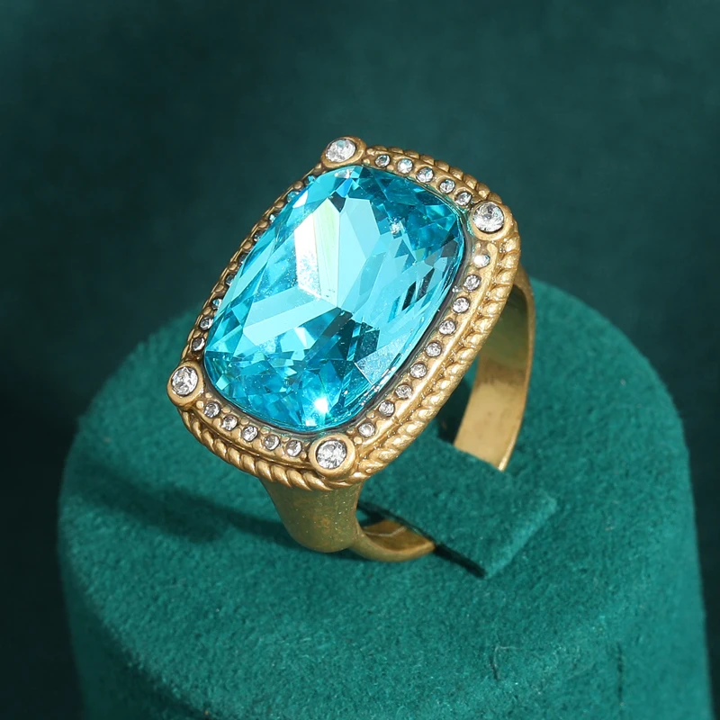 Bague carrée vintage en cristal bleu pour femme, couleur or antique, strass rétro de luxe, accessoires élégants 2026