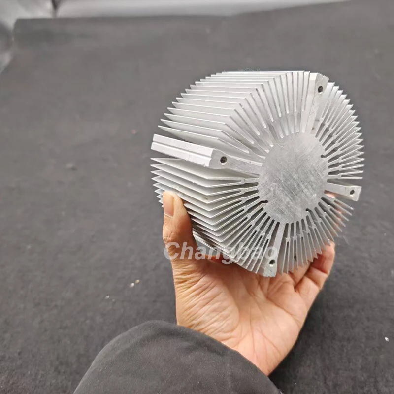 مشعاع ألومنيوم D120mm * H70mm لمعدات طبية عالية الطاقة 50 وات ومبرد كشاف