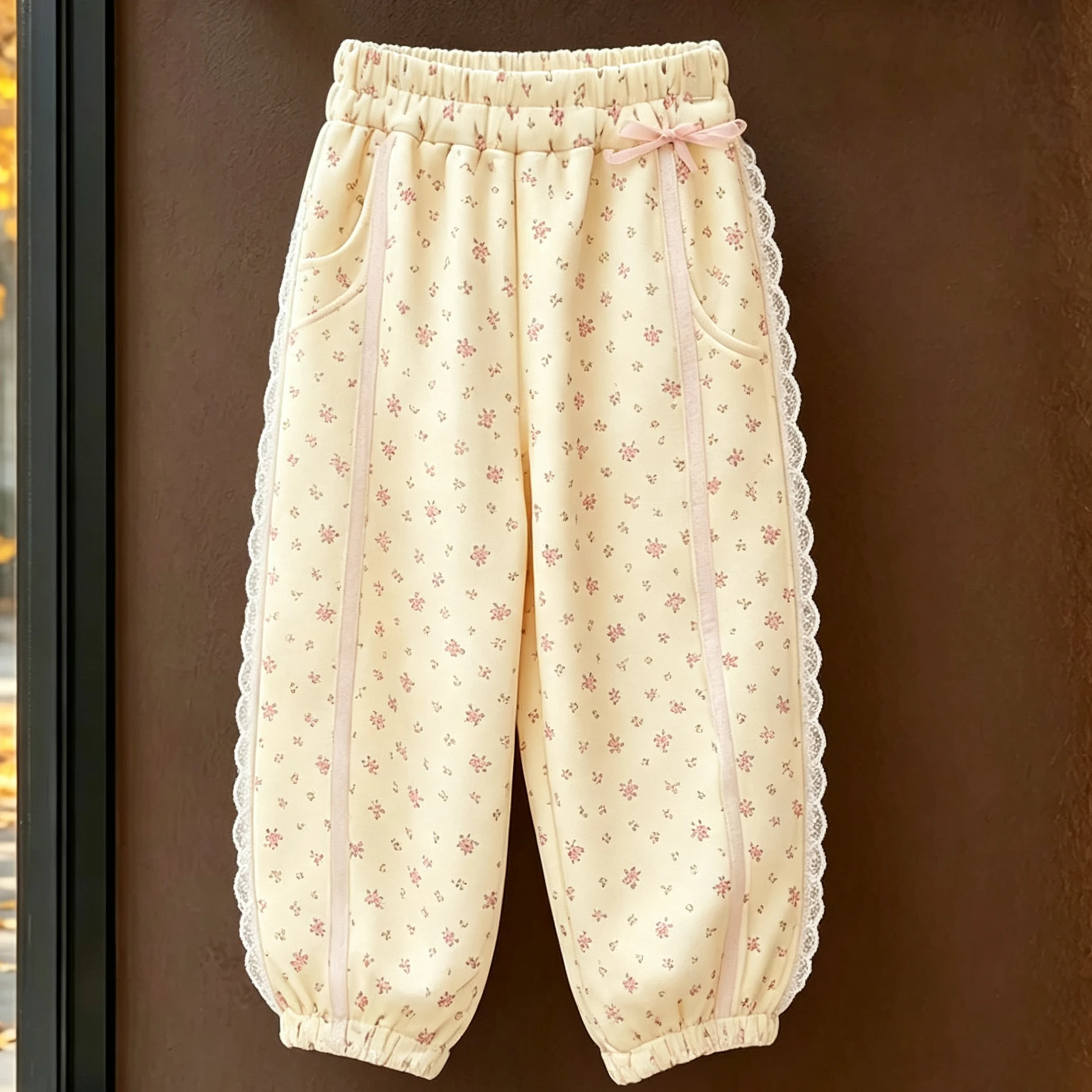 Preppy Lolita Sweet Ditsy Tiny Floral Jogger Pants Elastic Waist Loose Harem Trousers Scalloped Lace Trim Casual Sweat Pants