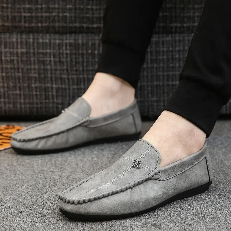 2023 Spring Men Shoe Soft Soft Bottom Youth Versatile Korean Edition Loafers Men Casual Sneaker Zapatillas De Hombre Кроссовки