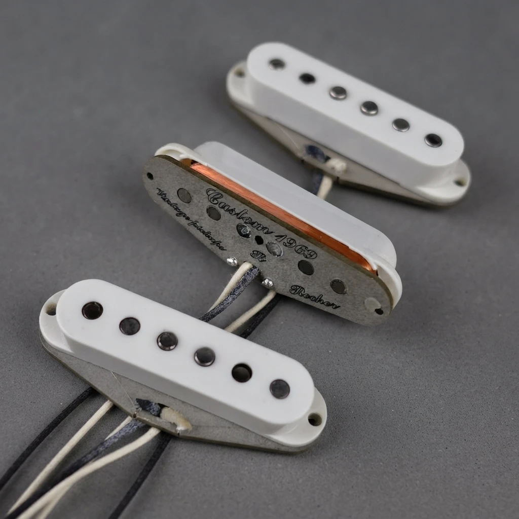 Classic Tone Hand Wound SSS Set, 1969 Vintage, Alnico V, Single Coil, Neck Middle Bridge Mounting Screws for ST Style Guitars
