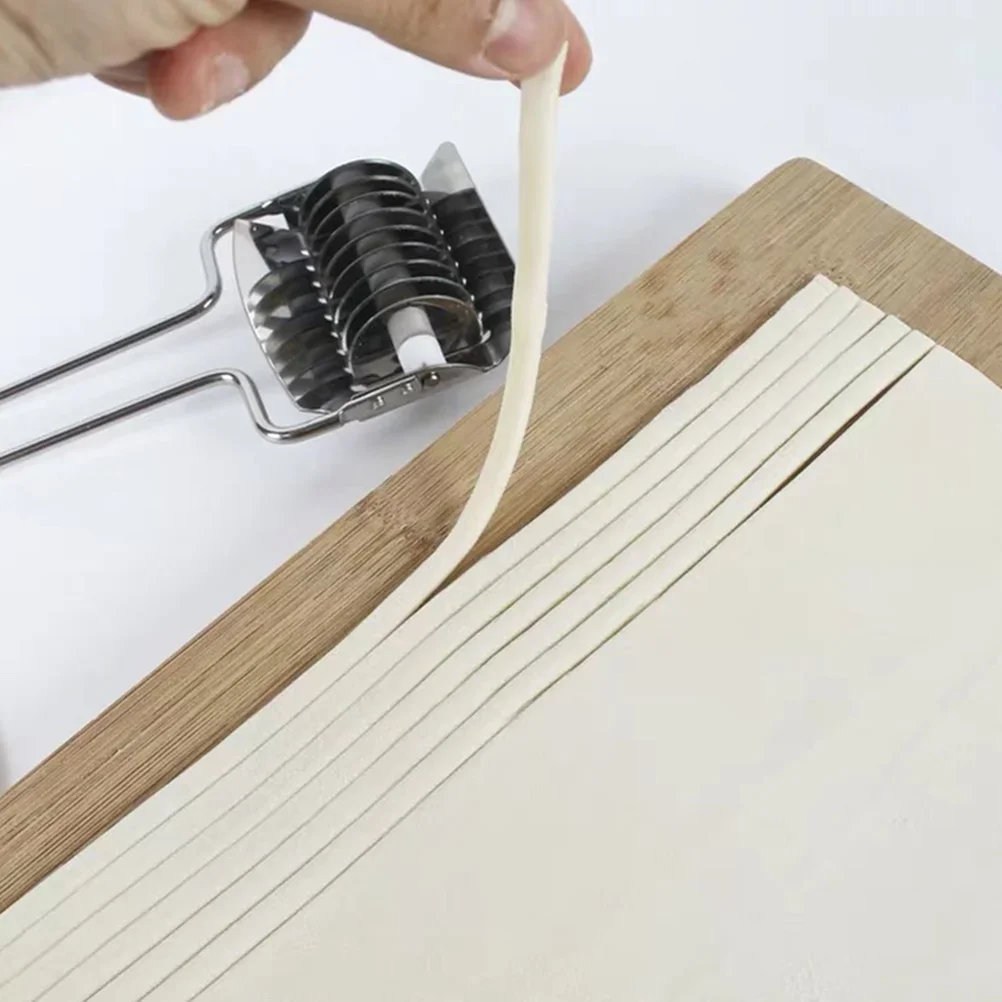 Home Use Mini Stainless Steel Noodle Cutter Manual Small Dough Cutter Pasta Chinese Noodle Maker For Kitchen Cooking Tools