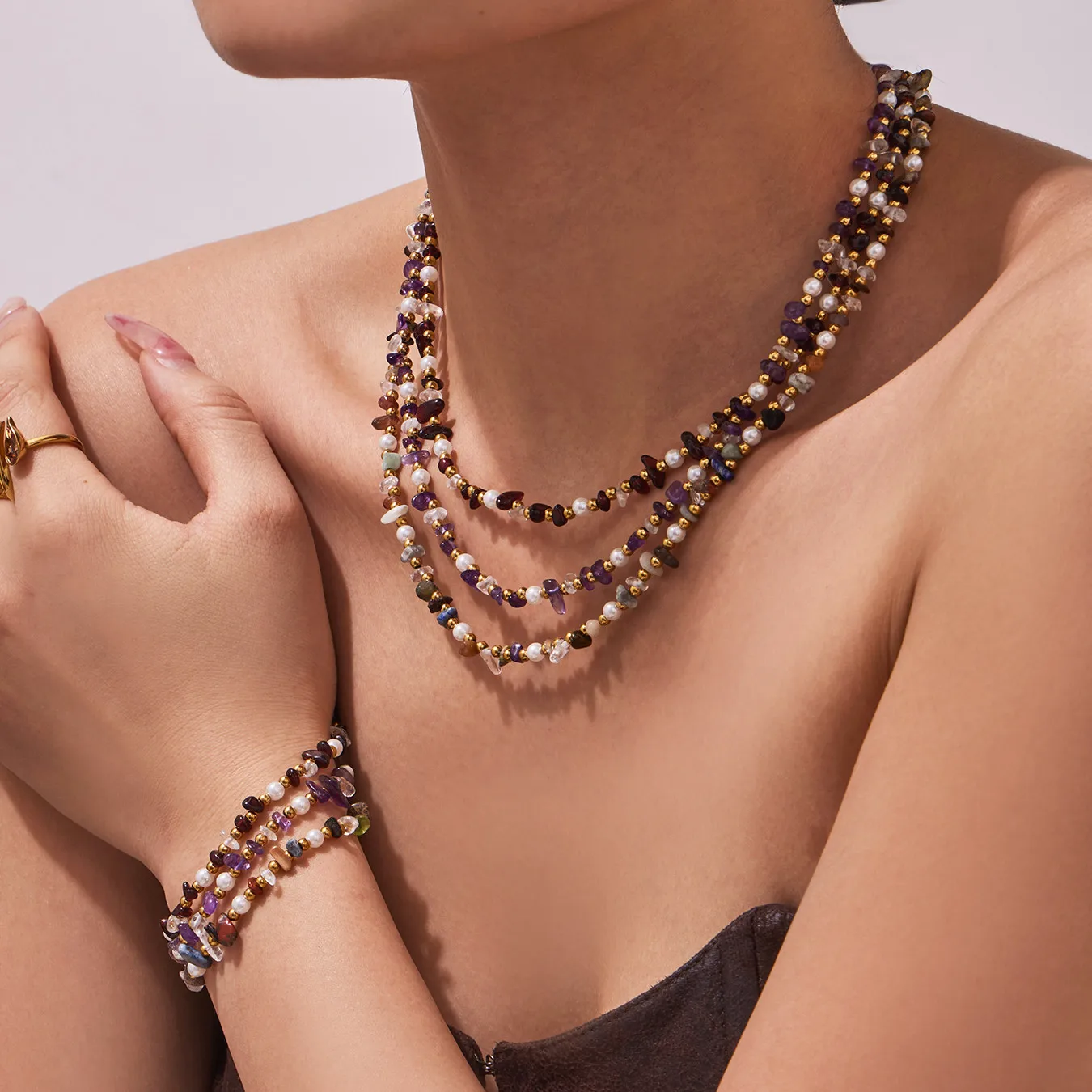 

Waterproof Stainless Steel Natural Stone Pearl Beaded Necklace Bracelet Set Elegant Luxury Summer Vacation Jewelry for Women