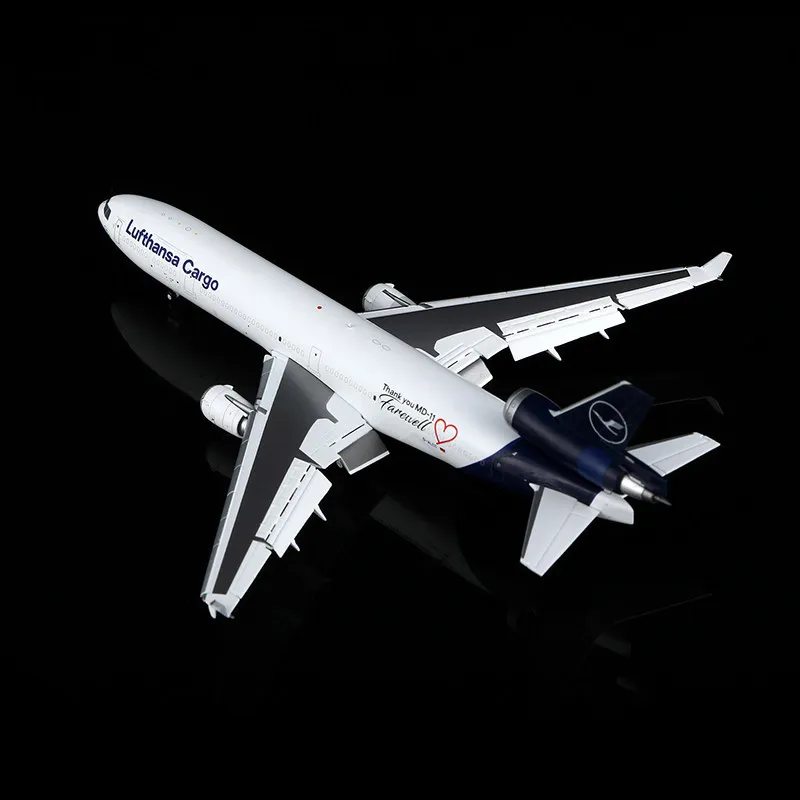 YY Wings Diecast 1/400 Scale Lufthansa MD-11 D-ALCC Passenger