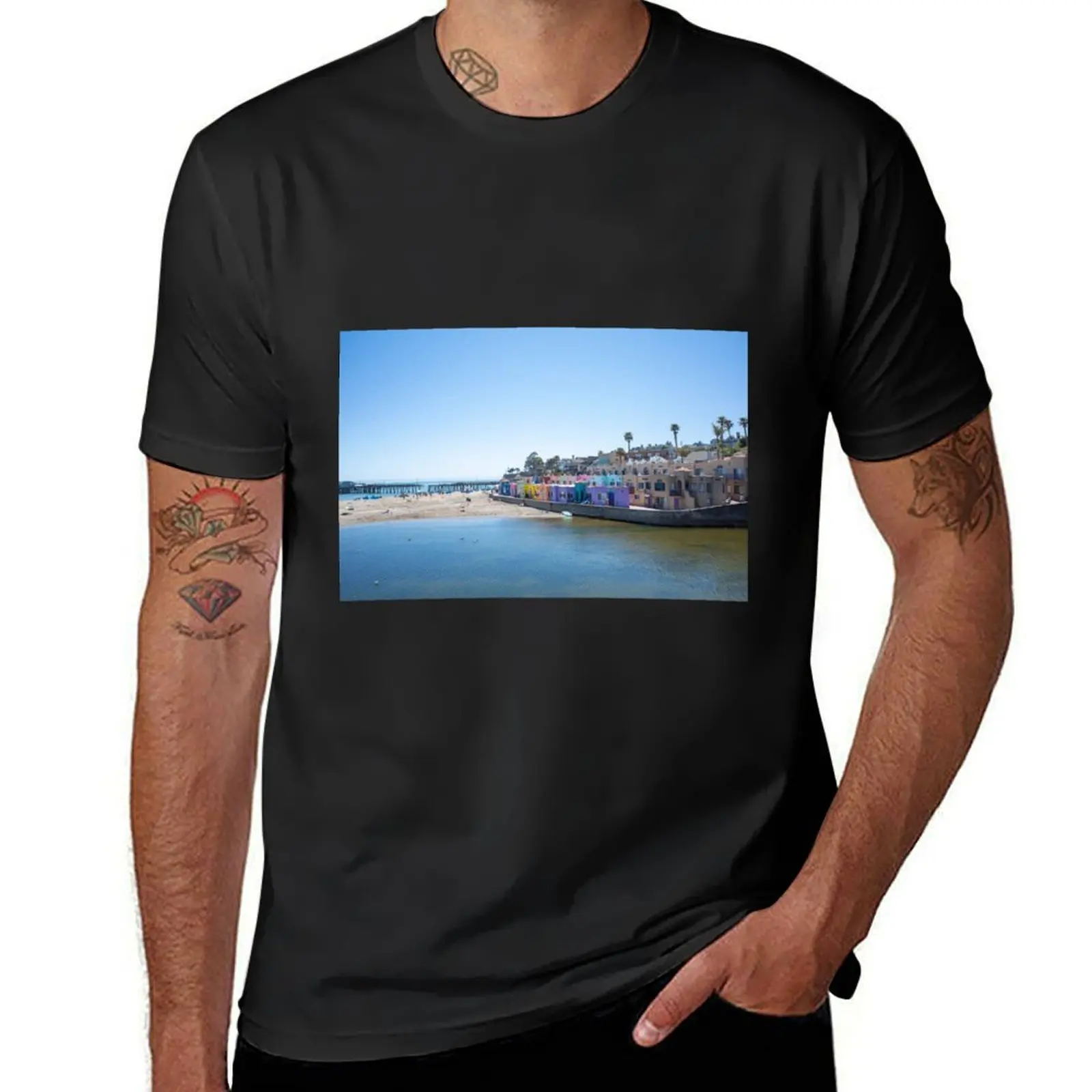 Crisp Capitola, California Beach & Pier Day T-Shirt customizeds korean fashion plus size tops funny t shirts for men