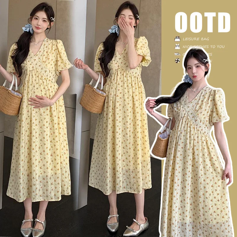 

2025 Summer Maternity Dress - French Floral V-Neck Maxi Dress, Elegant & Slimming Pregnancy Gown with Chic Feminine Details