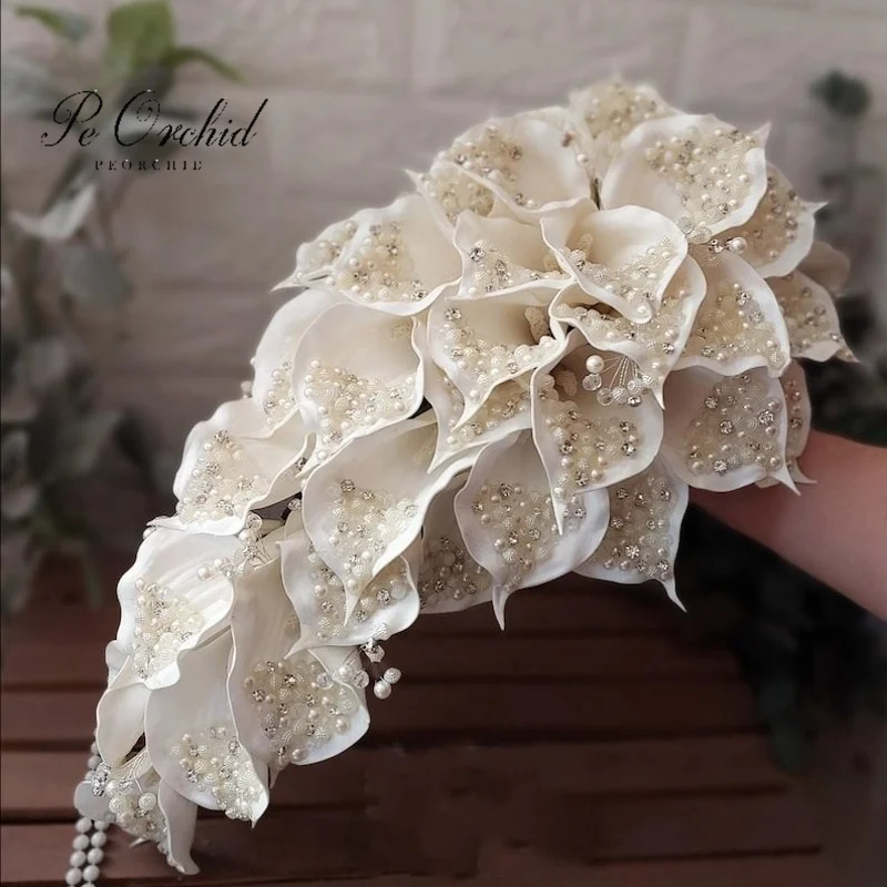 

PEORCHID Crystal Waterfall Bouquet Da Sposa Design Luxury 2025 Bling Beaded Bridal Flower Artificial Pearl Bouquet For Bride