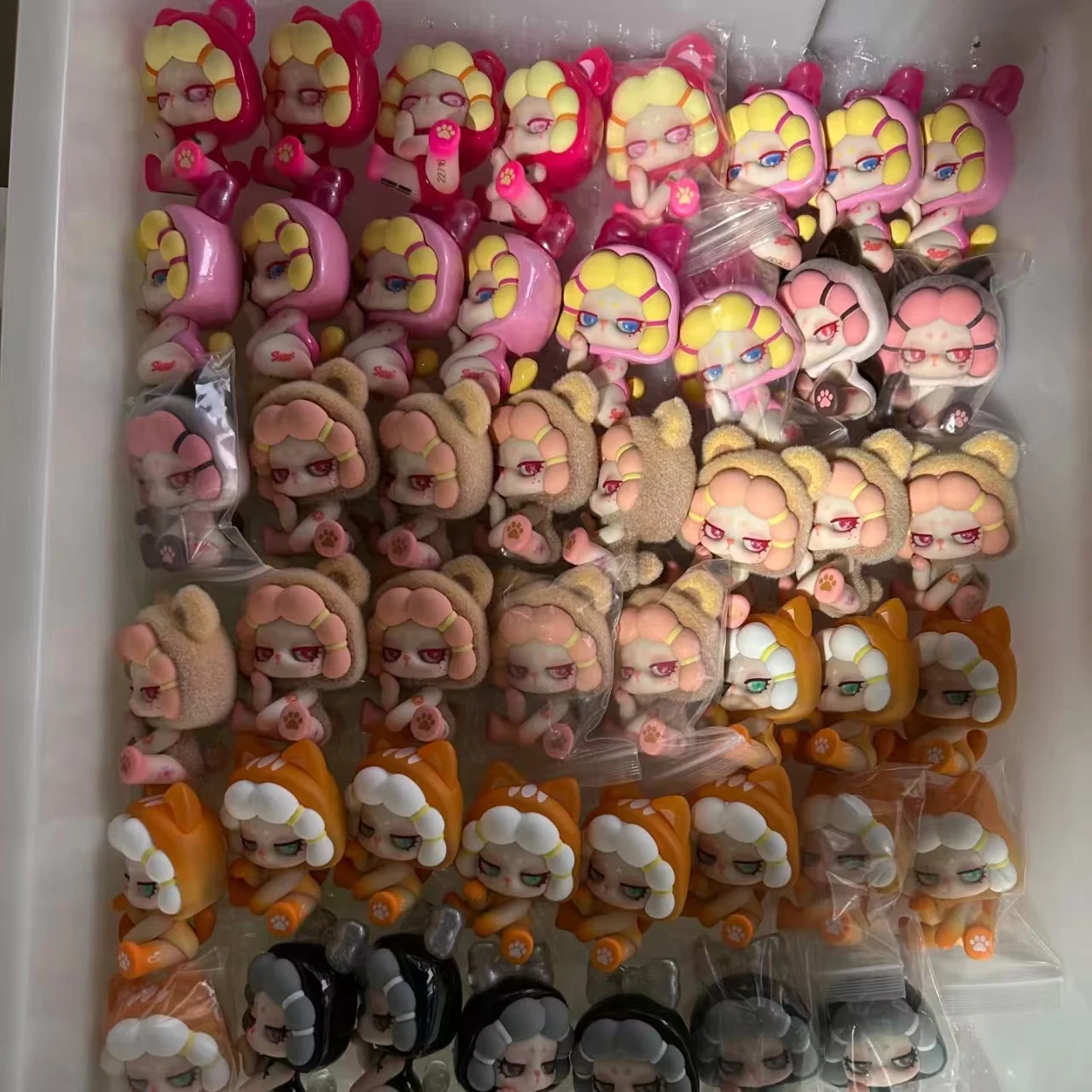 

For Collectors Dodosugar Dodorara Charming Villain Mini Blind Box Dolls Cute Desktop Ornaments Surprise Mystery Box Gifts Toy