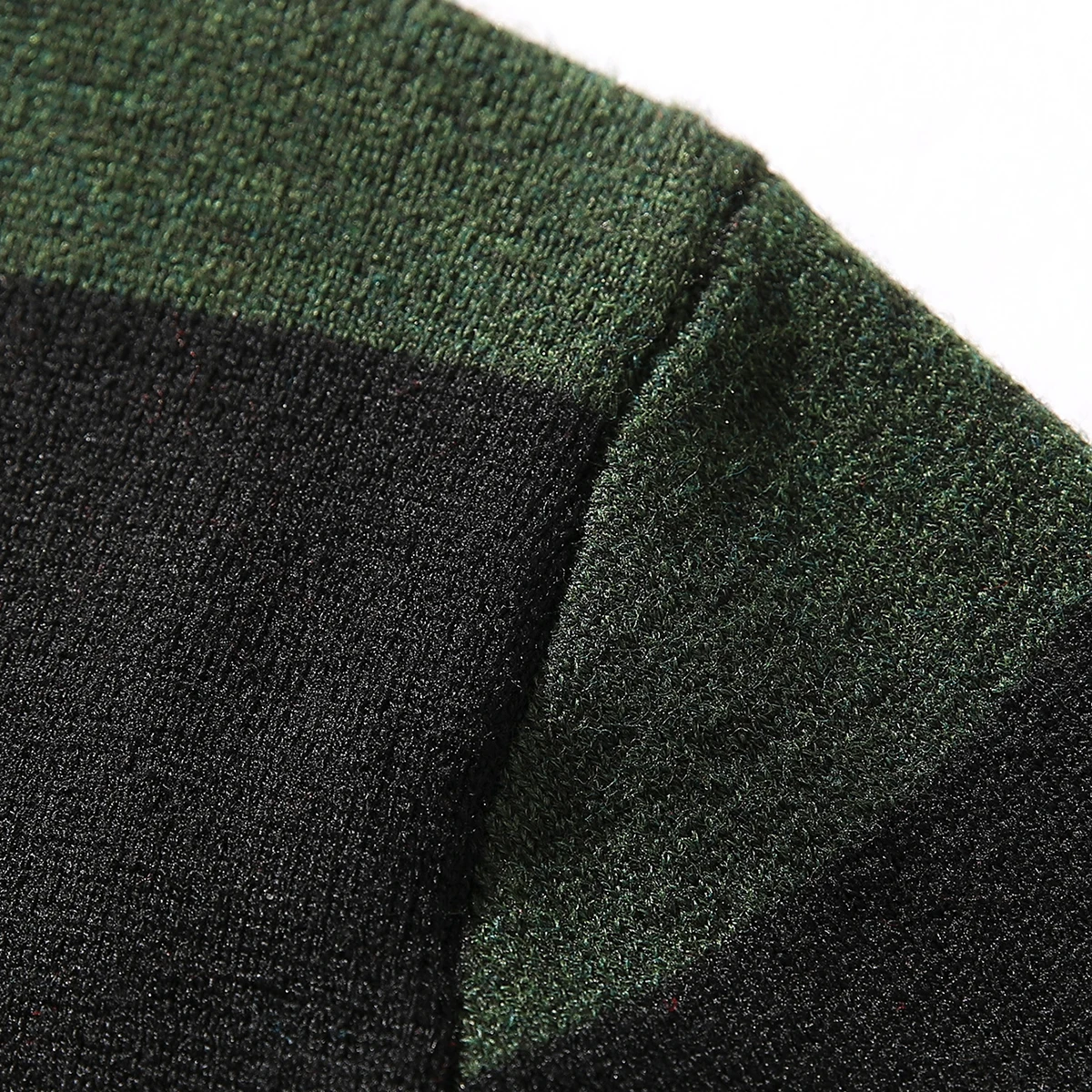 Men's New Autumn and Winter Warm Knitwear, Pullover Striped Knit Sweater