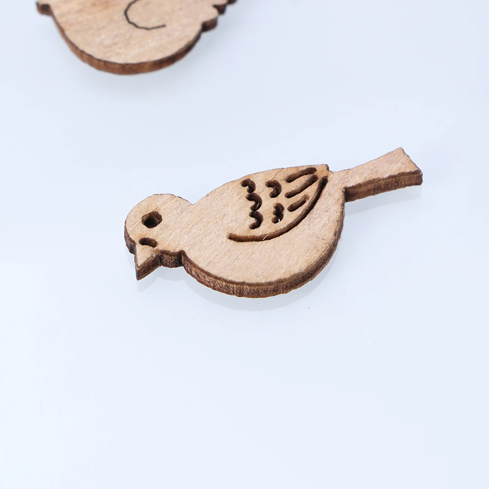 

200Pcs Cartoon DIY Wooden Chips Natural Texture Smooth Surface for Painting and Craft Pendant Wooden Piece