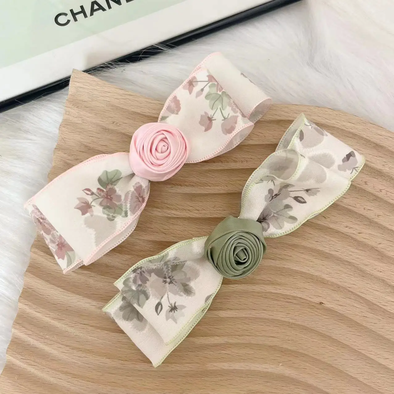 French Wind Chime Flower Bow Geometric Hair Clips Girls Simple Cute Side Clips Holiday Accessories