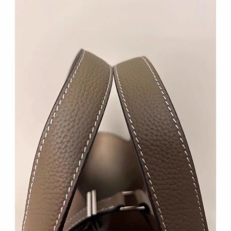 حقيبة يد صغيرة مصنوعة يدويًا من جلد البقر TC مصنوعة يدويًا ومخيطة يدويًا مكونة من 18 حقيبة يد للنساء