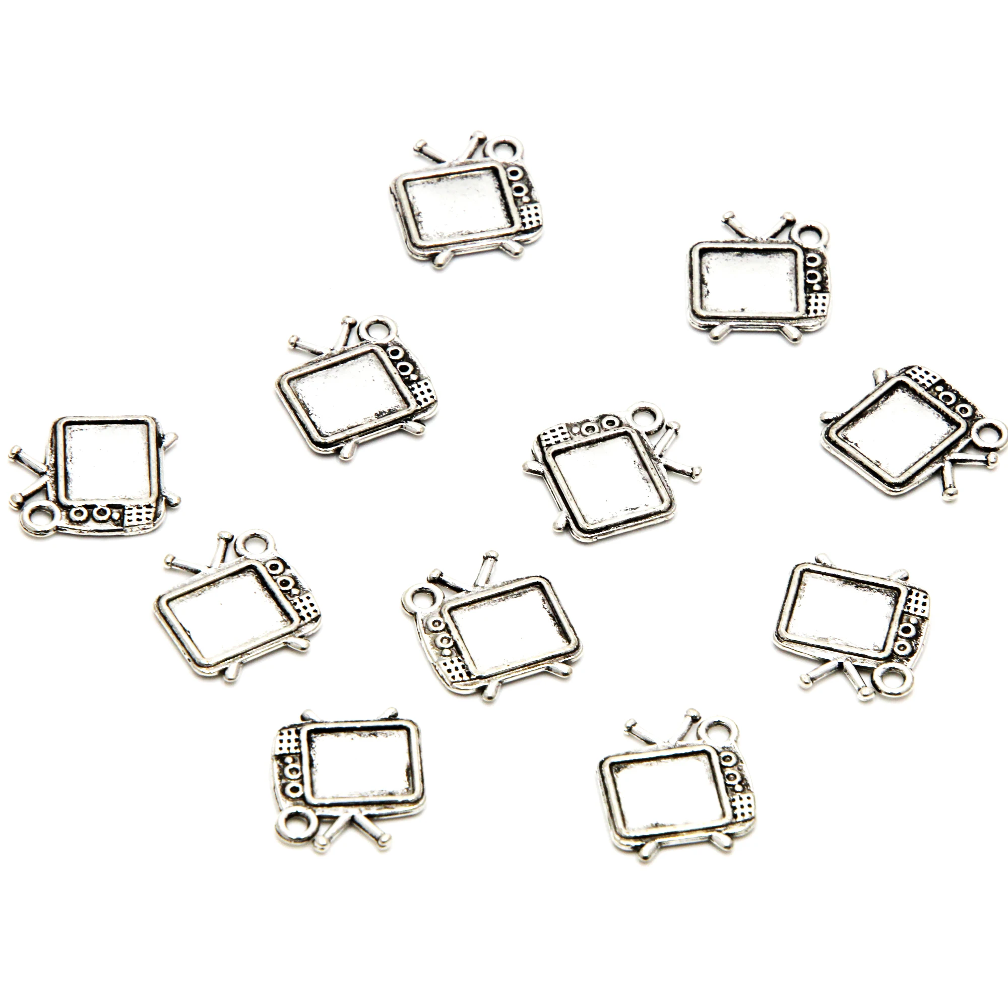 30pieces/lot Mini Television Charm TV Electric Appliance Antique Silver Pendant DIY for Jewelry Making 15x13mm