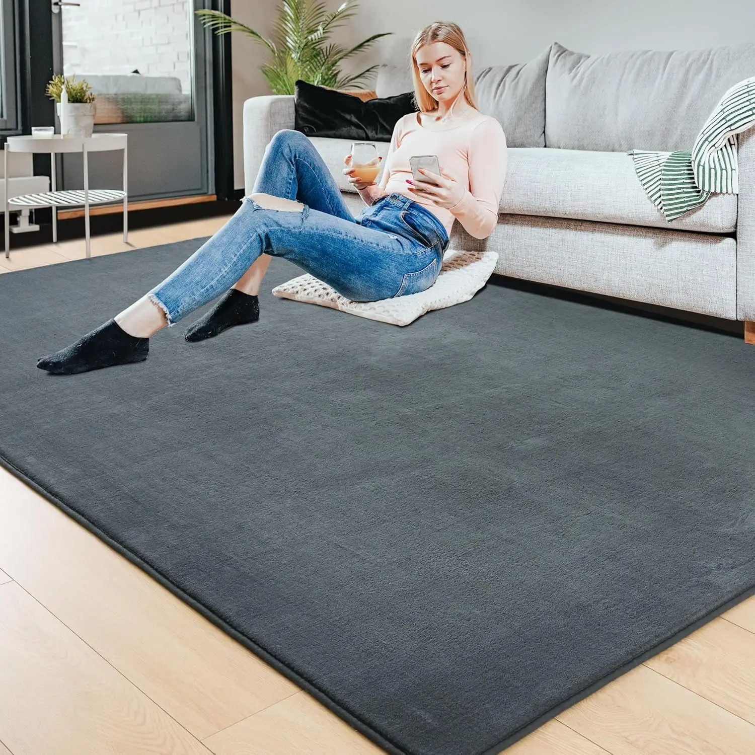 VIKAMA Solid Color Coral Velvet Short Velvet Carpet Simple Living Room Bedroom Full Carpet Tatami Mat Home Decoration