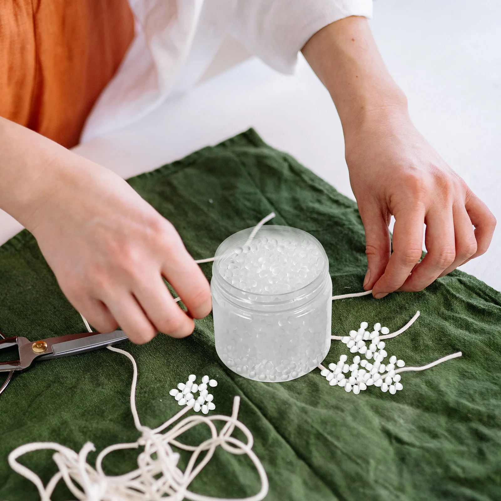 

1 Bottle Of Moldable Beads Reusable Thermoplastic Diy Props Repair Kit For Halloween Theater Crafts Polymorphs Pellet Thermal